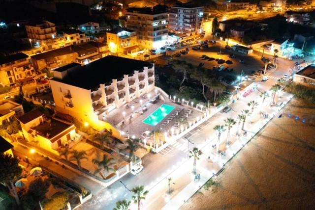 Hotel Riviera Palace Porto Empedocle Eksteriør bilde